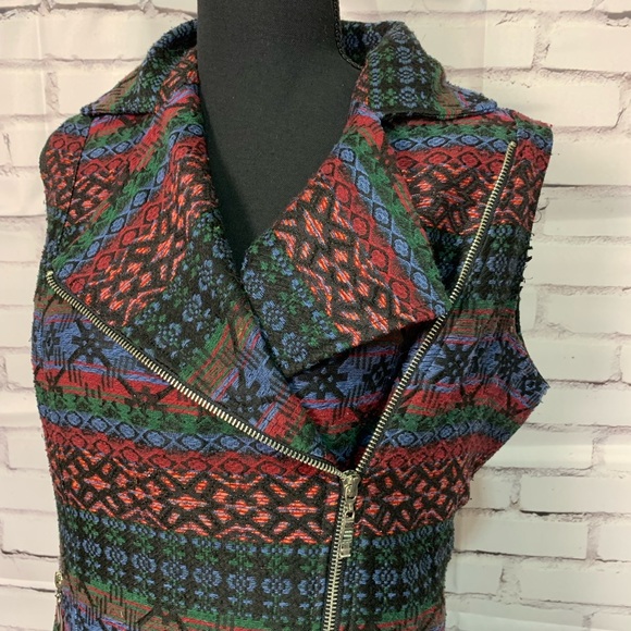 Maakif Vintage Southwest Style Sleeveless Zip Up Vest - Picture 2 of 8